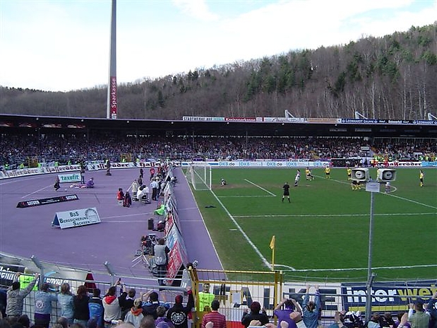 25- Ball im Tor